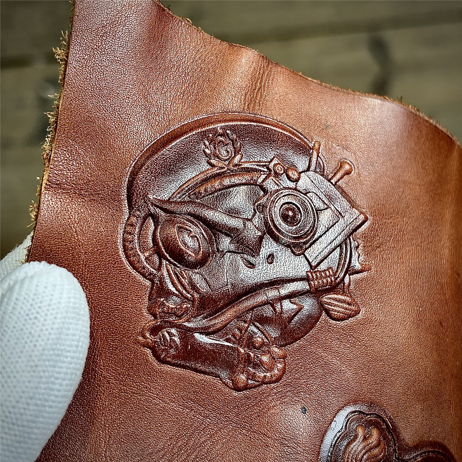 3D Frog Design Leather Embossi - đánh giá và giá Leather Stamp Set